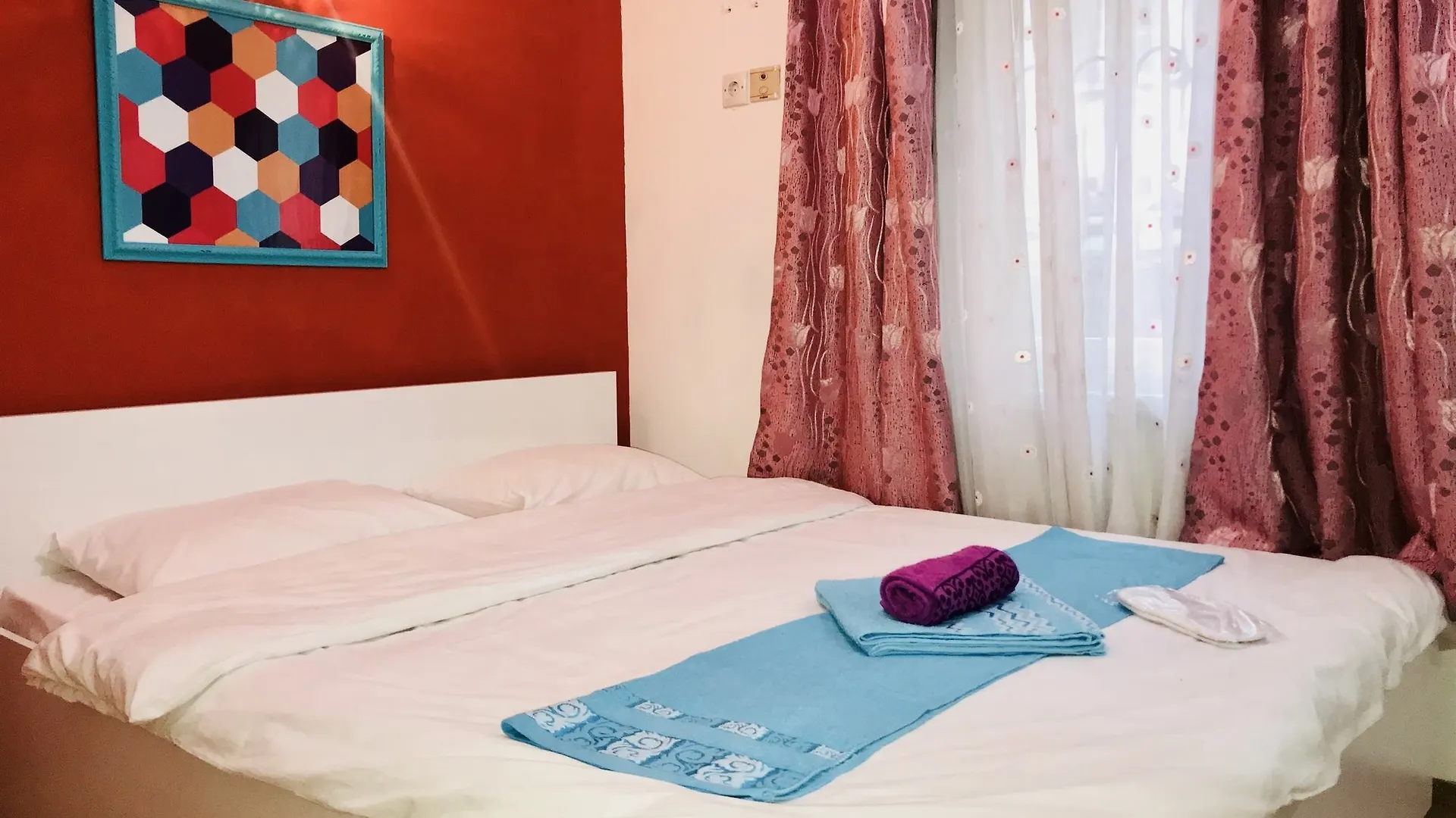 Check-In Hostel Baku 0*,