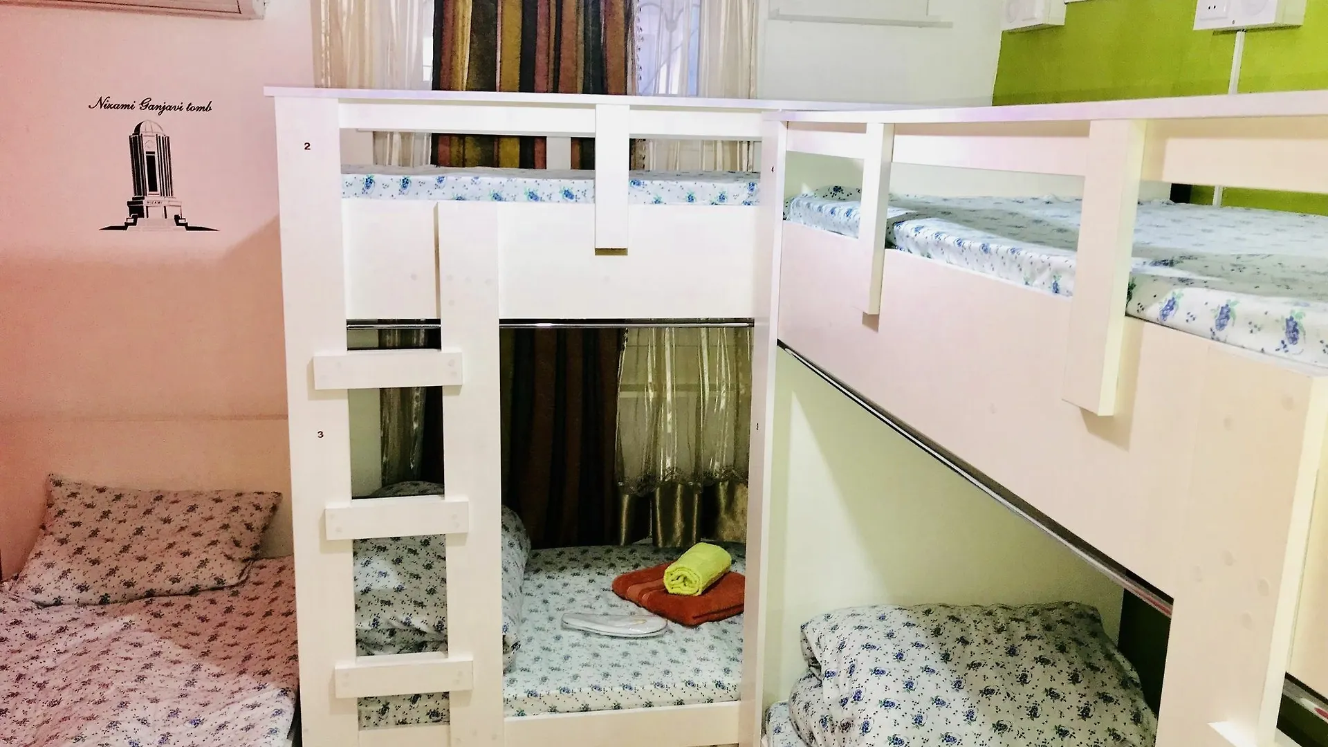 Check-In Hostel Baku 0*,  Azerbaijan